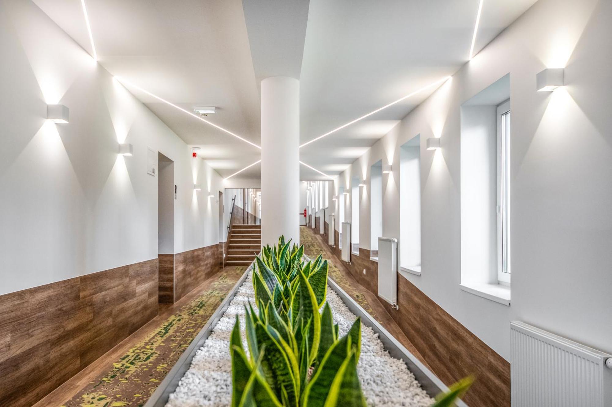 Szarvaskut Hotel ซีร์ซ ภายนอก รูปภาพ